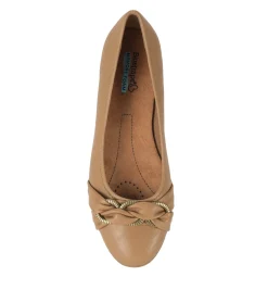 Clearance Aurora Flat Flats & Loafers