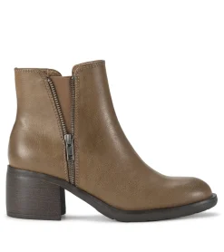 Outlet Avery Block Heel Bootie Booties