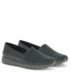 New Gennie Slip On Flats & Loafers|Sneakers