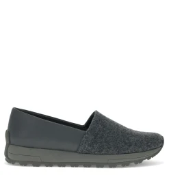 New Gennie Slip On Flats & Loafers|Sneakers