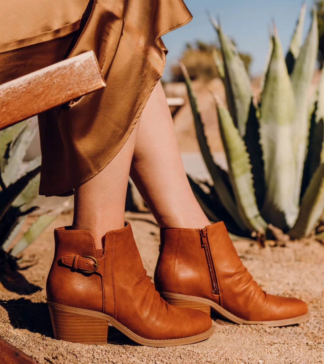 Outlet Linnea Block Heel Bootie Booties