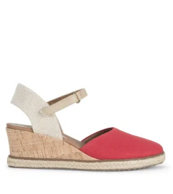 Hot Ocean Closed Toe Wedge Sandal Wedge Sandals