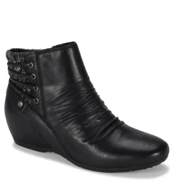 New Peanut Bootie Booties